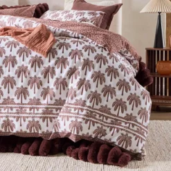 Zuri Palm Reversible Quilt Cover Set